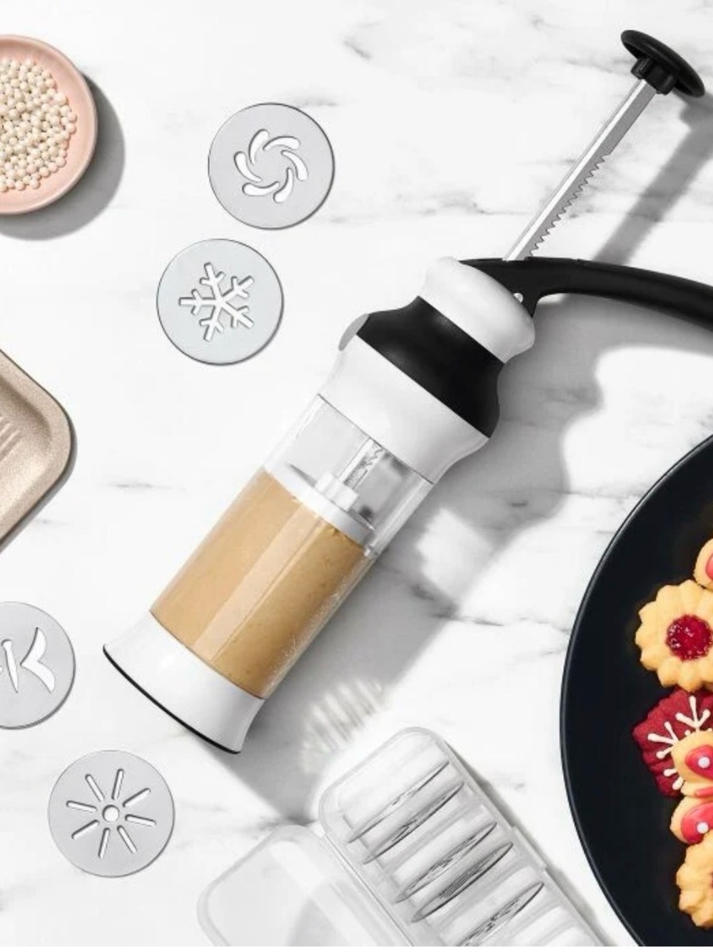 NIB OXO 14-Piece Cookie Press Set